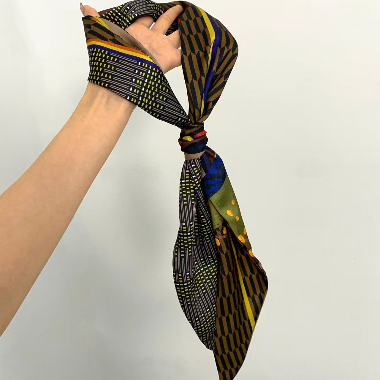 Lüks Baskılı Uzun Saç Kurdeles - Face Scarf Mask incelemesi ve fiyatı
